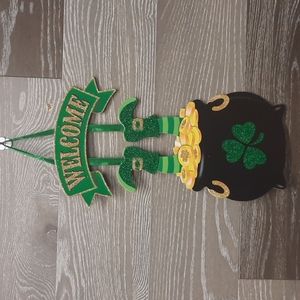 Saint Patrick's day Pot of gold lucky glitter wall hanger